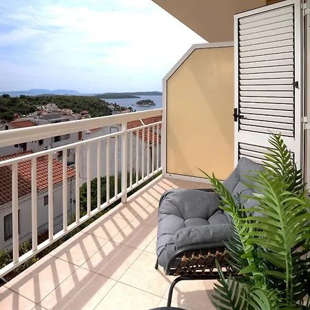 Delux Oasis Hvar Apartamento
