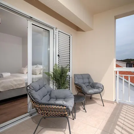 Delux Oasis Hvar Apartamento