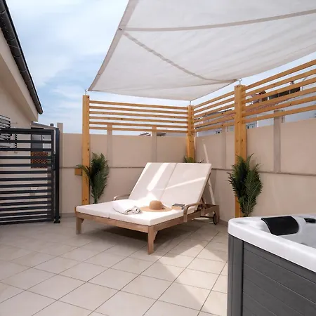 Delux Oasis Hvar